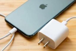 苹果因取消充电插头在巴西被罚