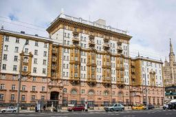 俄罗斯或将关闭所有美国驻俄使领馆