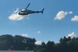 贵州一高校军训出动直升机