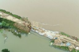 山西暴雨90小时:河水决堤万人转移