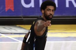 欧文因拒接种疫苗遭批：不负责任