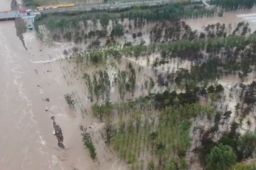 山西极端降水：约98个西湖倒进太原