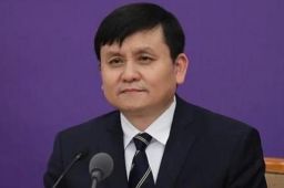 张文宏表示疫苗接种目标已经转变