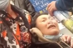 网传游客九寨沟旅游未购物被骂哭