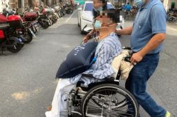 女子为植物人办残疾证被要求本人来