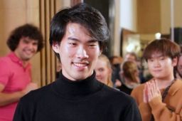 史上第二位华人获肖邦钢琴大赛冠军