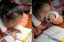 985博士妈妈被女儿写作业逼哭