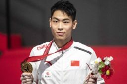 体操世锦赛胡旭威双金