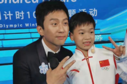 全红婵被邓超追着求合影