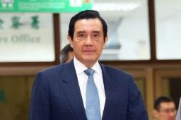 马英九涉“三中案”一审被判无罪