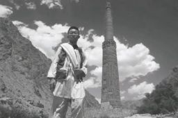 官方回应北大考古博士坠崖去世