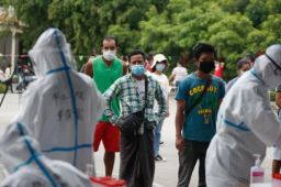 瑞丽否认长期封城