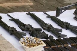 巴西发生银行抢劫案 警匪激烈枪战