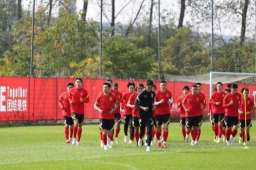 国足战阿曼与澳大利亚时间地点公布