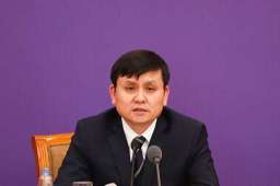 张文宏：疫情还在高危运行期