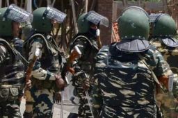 印度最大准军事部队自相残杀