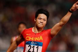 苏炳添又发论文了