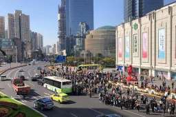 上海地铁1号线突发故障异响冒烟