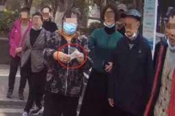 四川大妈捡到1.5亿现金支票