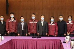 中央派流行病专家组赴港