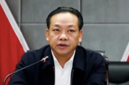 这个纪检“内鬼”再成反面典型