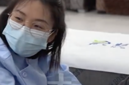 211高校女硕士二次择业选修脚