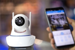 1人控制18万个摄像头 偷拍屡禁难绝