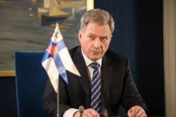 芬兰总统就加入北约与普京交谈