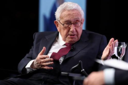 基辛格被乌网站列为俄罗斯共犯