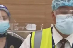 核酸过期3分钟被拒登机？东航回应