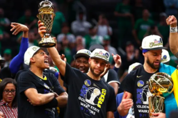 勇士队夺得NBA总冠军