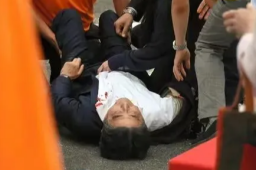 奥巴马就安倍遭枪击身亡表态