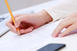 上海中考泄题案环环相扣情节离奇