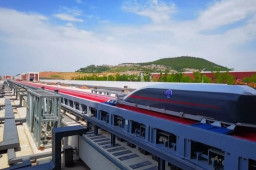 中国成功运行世界首个电磁橇