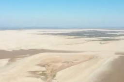 鄱阳湖再次跌破历史最低水位