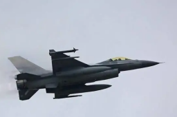 美国批准售台F-16机载导弹