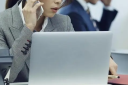 二胎孕妇从管理岗被调到体力劳动岗