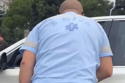 司机拒给120让路 被罚150元记3分