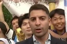 中国球迷震惊阿根廷记者