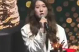 学生自掏30万拍作品 因获奖低拒领奖