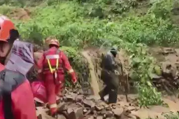 湖南8个村子因暴雨失联